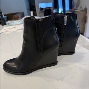 Nine West Curtis Black Wedge Ankle Boots Size 7